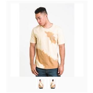 Men's Brixton T shirt crest ll tee mojave/ White cloud wash Size Medium NWT